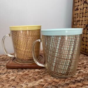 Set of 2 Vintage Raffia Burlap Coffee Mugs Insulated Cups Pastel & Clear Plastic